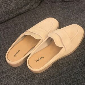 Sonoma Women's Tan Mules